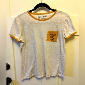 Hot Topic Harry Potter Hufflepuff Pride Size Small T-Shirt! A Cute Fangirl Look!